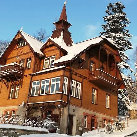 Willa Nimfa Apartamenty W Centrum * Szklarska Poreba
